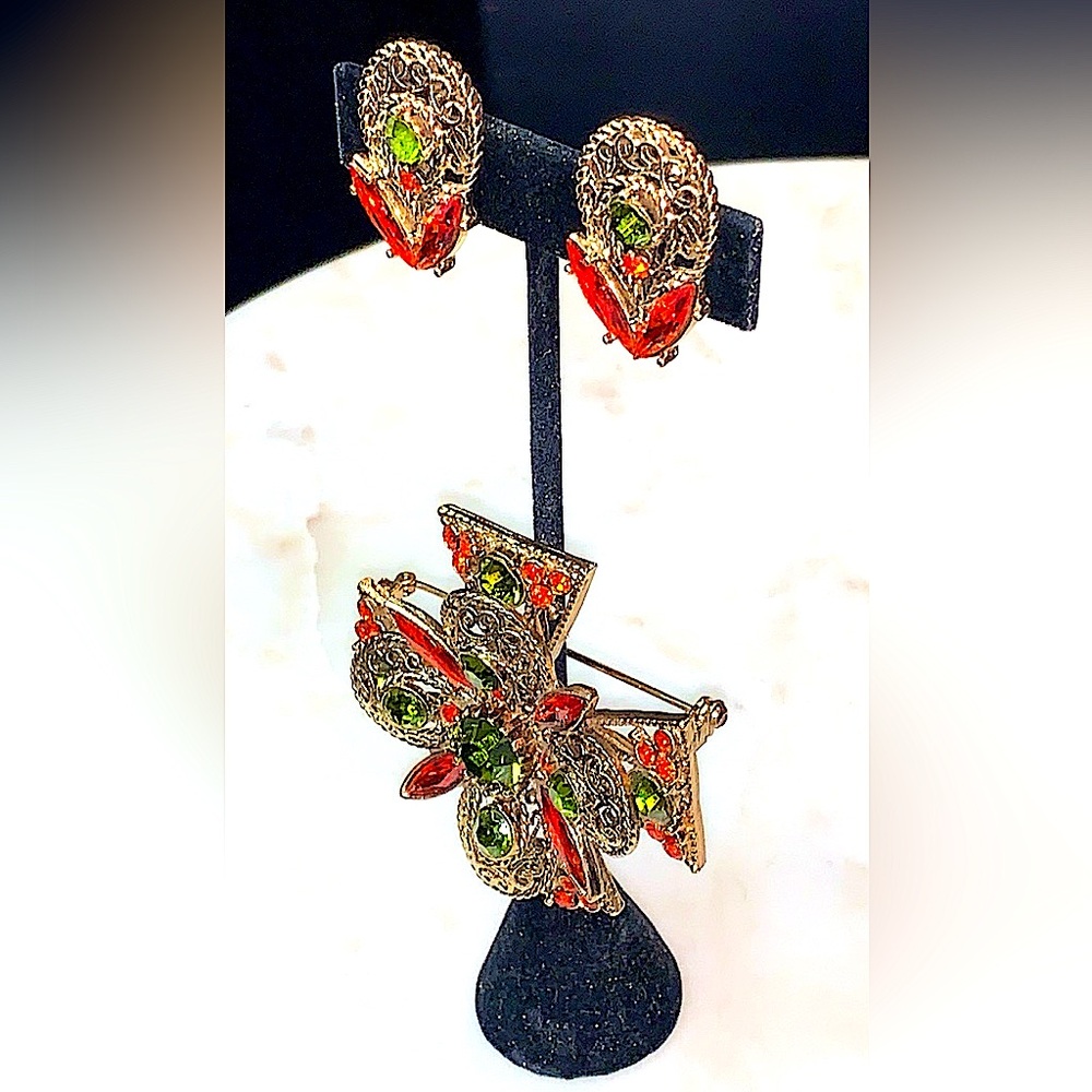 EMMONS MALTESE BROOCH CLIP EAR SET GREEN ORANGE VINTAGE GOLD REGAL SPLENDOR 1970 - Picture 5 of 11